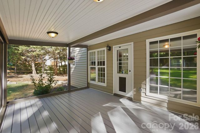 734 Lynnwood Farms Drive, Fort Mill, SC 29715