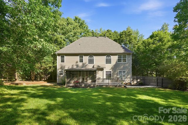 734 Lynnwood Farms Drive, Fort Mill, SC 29715