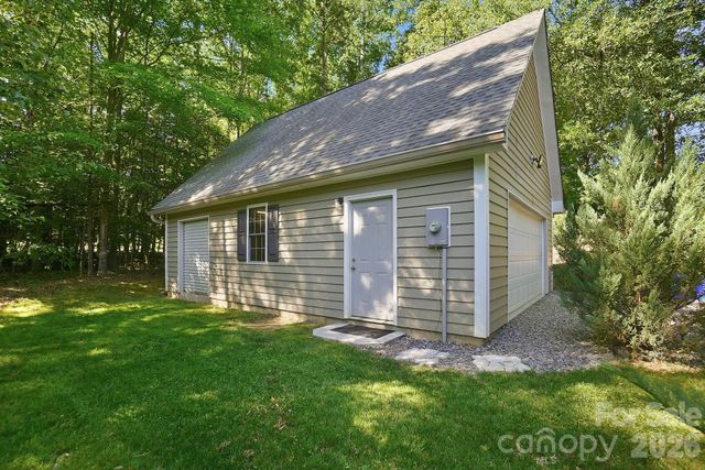 734 Lynnwood Farms Drive, Fort Mill, SC 29715