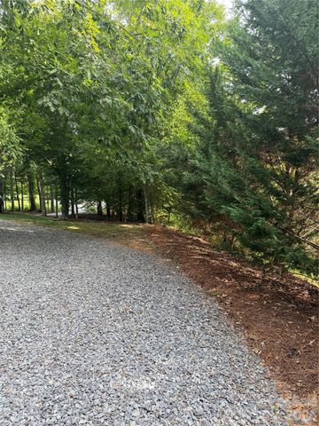 734 Lynnwood Farms Drive, Fort Mill, SC 29715