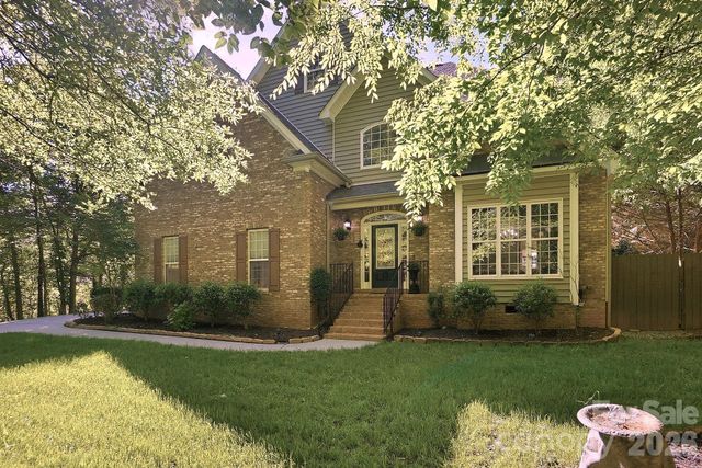 734 Lynnwood Farms Drive, Fort Mill, SC 29715