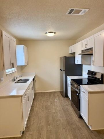 1405 Oak Meadows CV, Round Rock, TX 78681