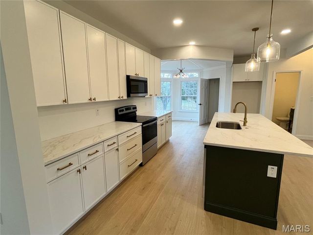 18119 Bent Ridge Drive, Wildwood, MO 63038