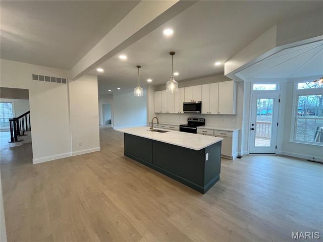 18119 Bent Ridge Drive, Wildwood, MO 63038