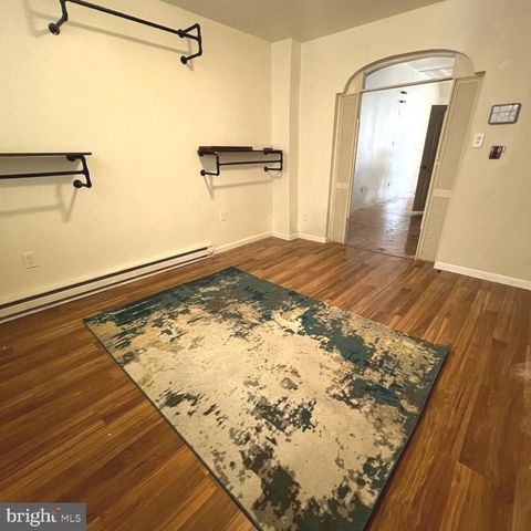 2947 W GIRARD AVE, Philadelphia, PA 19130