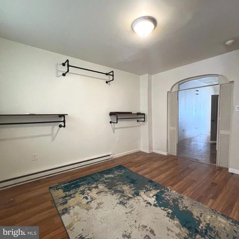 2947 W GIRARD AVE, Philadelphia, PA 19130