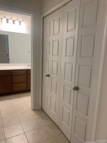 11723 Midnight Rain, San Antonio, TX 78245