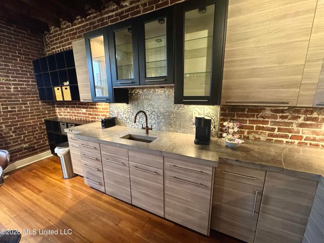 228 Yazoo Avenue, A, Clarksdale, MS 38614