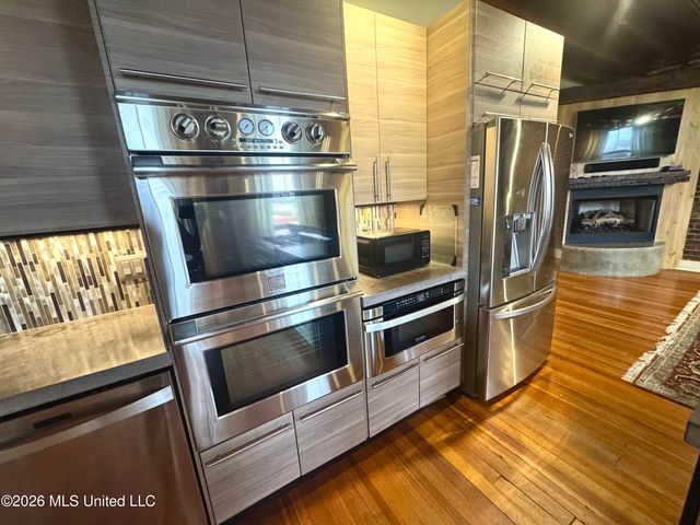 228 Yazoo Avenue, A, Clarksdale, MS 38614