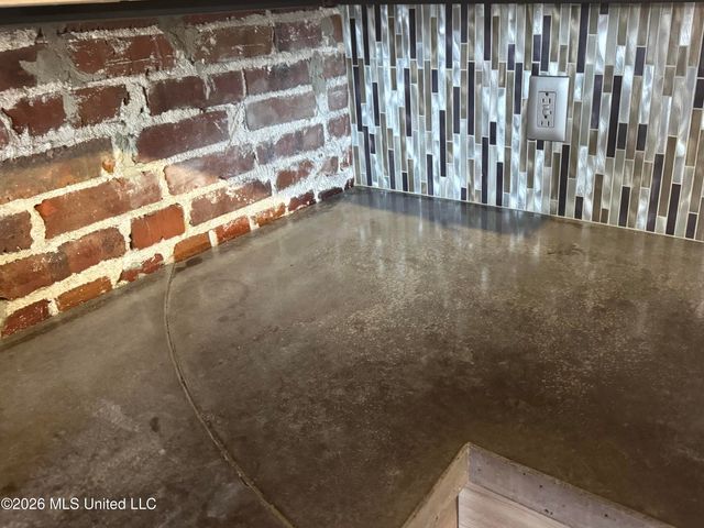 228 Yazoo Avenue, A, Clarksdale, MS 38614