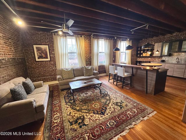 228 Yazoo Avenue, A, Clarksdale, MS 38614