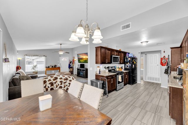 12028 MESQUITE THORN Drive, El Paso, TX 79934