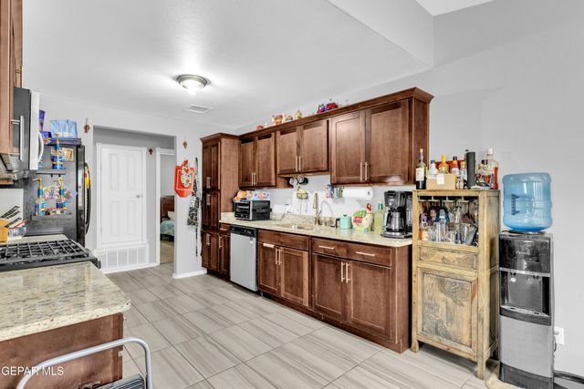 12028 MESQUITE THORN Drive, El Paso, TX 79934