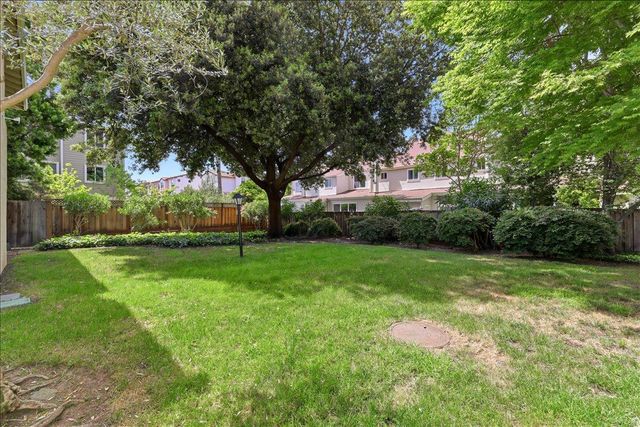 436 Sierra Vista Avenue 8, Mountain View, CA 94043