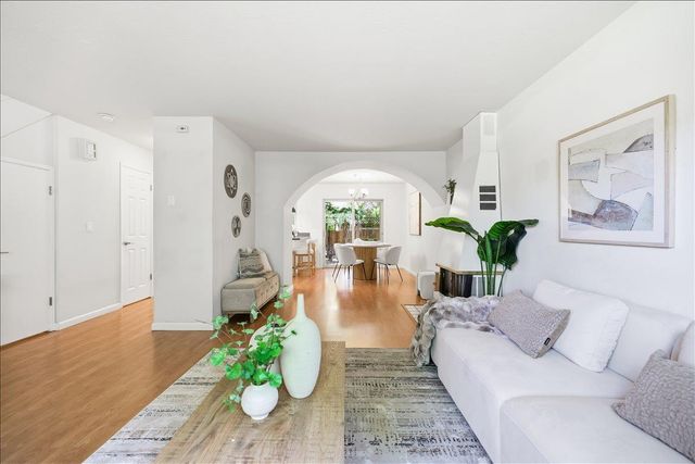 436 Sierra Vista Avenue 8, Mountain View, CA 94043