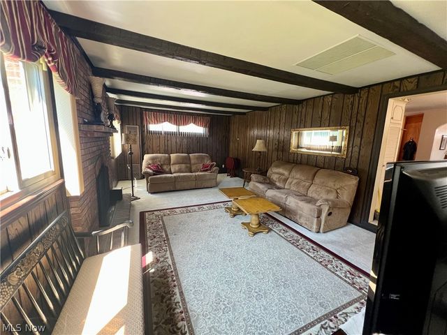 2823 Noel Drive, Youngstown, OH 44509