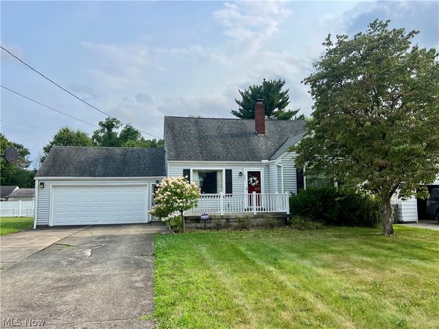 2823 Noel Drive, Youngstown, OH 44509