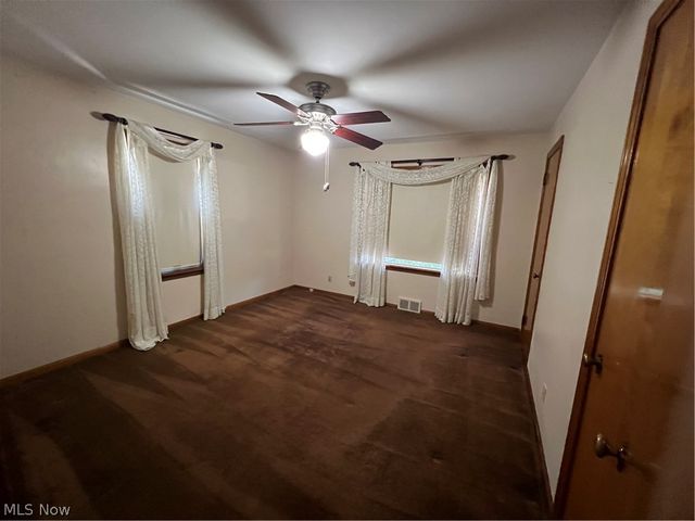 2823 Noel Drive, Youngstown, OH 44509