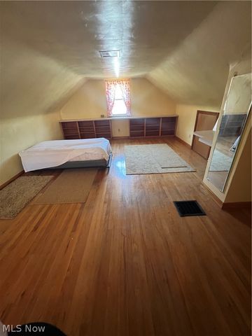 2823 Noel Drive, Youngstown, OH 44509