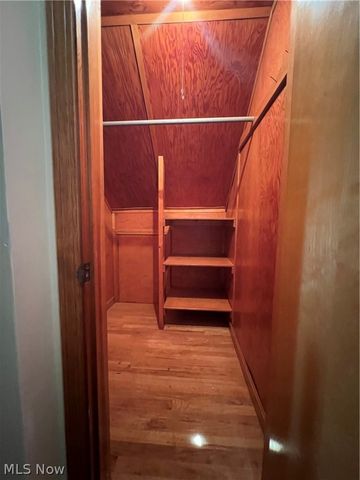 2823 Noel Drive, Youngstown, OH 44509