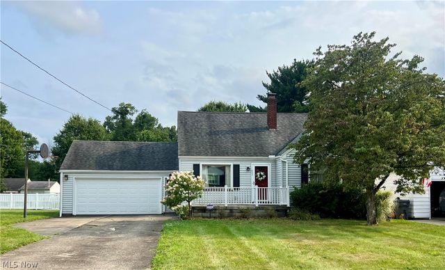 2823 Noel Drive, Youngstown, OH 44509