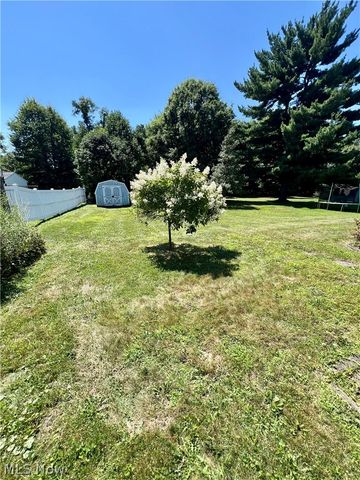 2823 Noel Drive, Youngstown, OH 44509