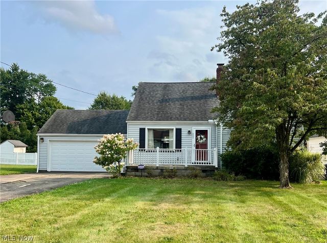 2823 Noel Drive, Youngstown, OH 44509
