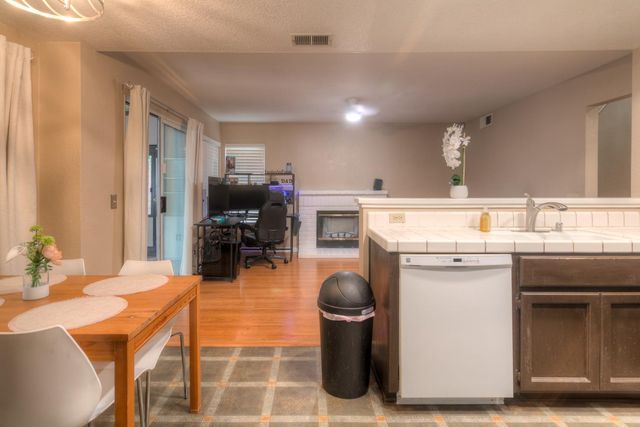 3312 Groveland Way, Antelope, CA 95843