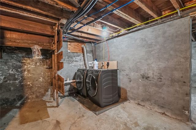 104 Alverson Avenue, Providence, RI 02909
