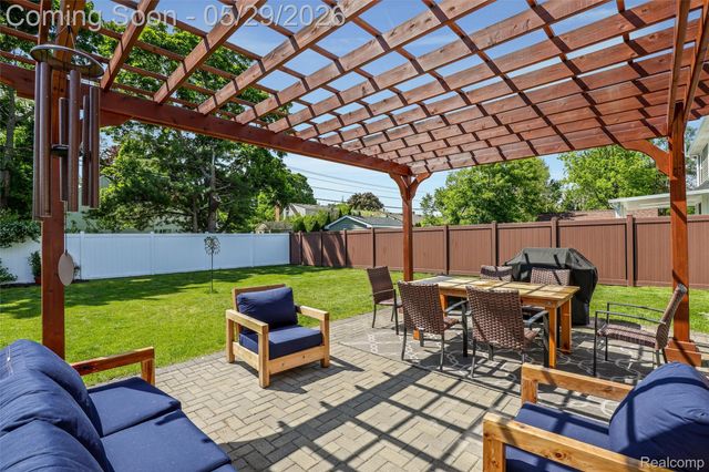 11665 Francis Avenue, Plymouth Charter Township, MI 48170