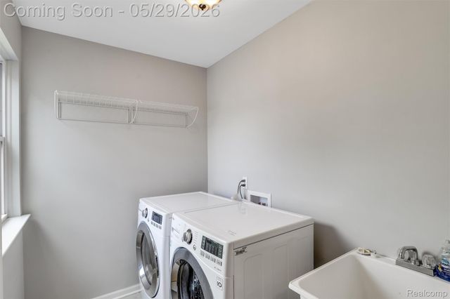 11665 Francis Avenue, Plymouth Charter Township, MI 48170