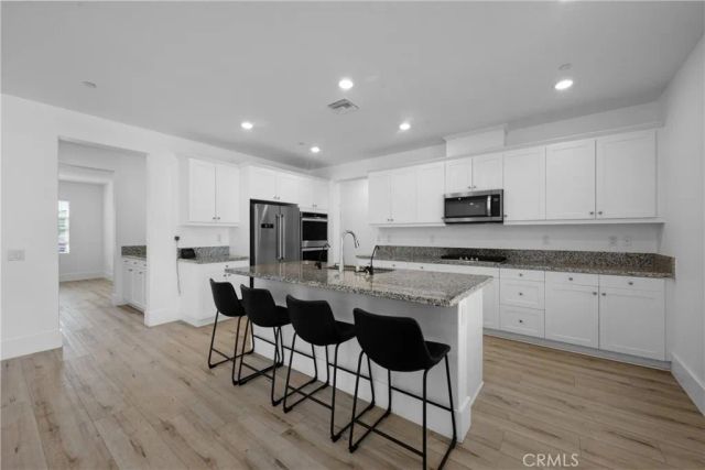 21199 Old Gate Court, Riverside, CA 92507