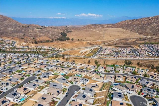 21199 Old Gate Court, Riverside, CA 92507