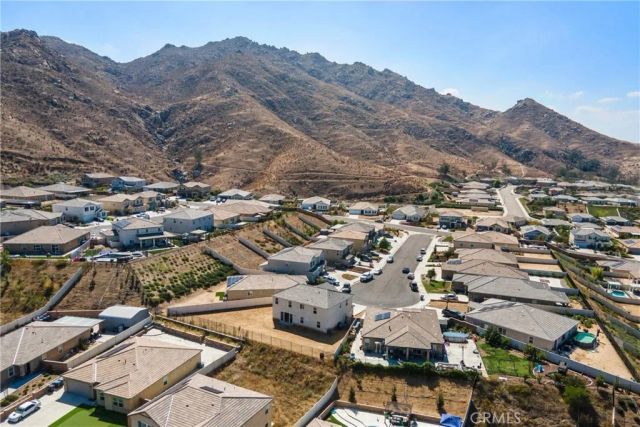21199 Old Gate Court, Riverside, CA 92507