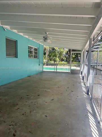 15280 SW 271st St, Homestead, FL 33032