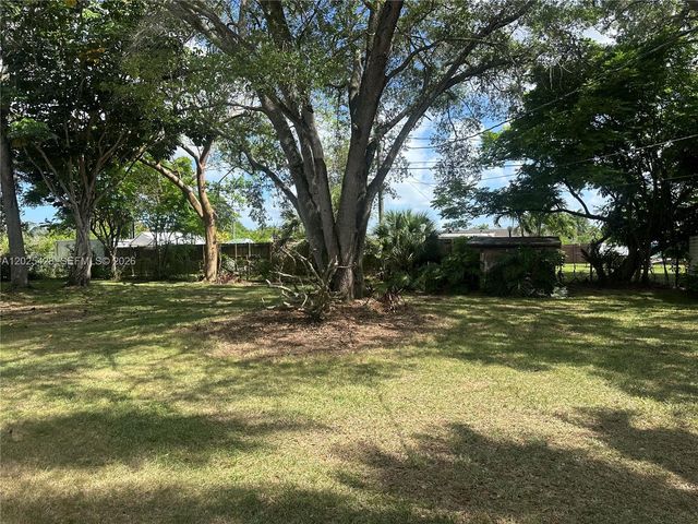 15280 SW 271st St, Homestead, FL 33032