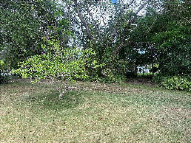 15280 SW 271st St, Homestead, FL 33032