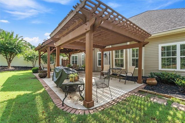 222 Meadow Run, Carrollton, GA 30116