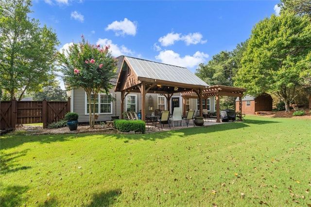 222 Meadow Run, Carrollton, GA 30116