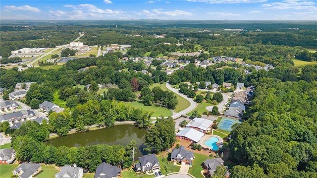 222 Meadow Run, Carrollton, GA 30116