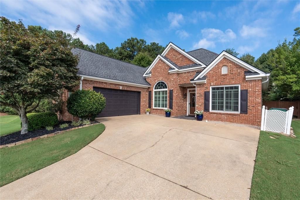 222 Meadow Run, Carrollton, GA 30116