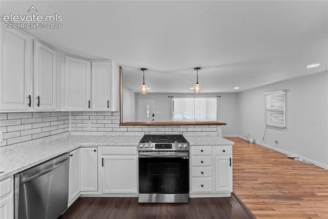 2326 Eagle View Drive, Colorado Springs, CO 80909