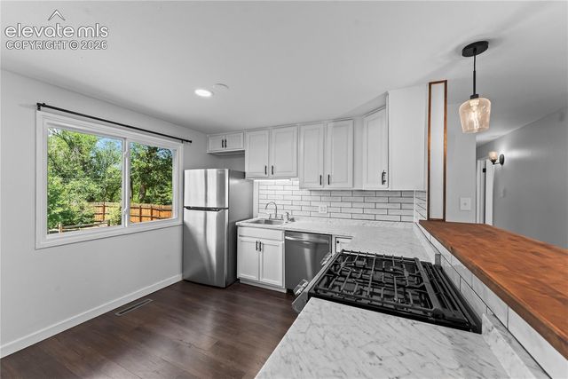 2326 Eagle View Drive, Colorado Springs, CO 80909
