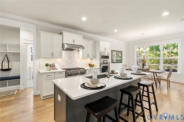 8530 Glen Royal Dr, Chesterfield, VA 23832