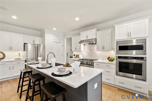 8530 Glen Royal Dr, Chesterfield, VA 23832