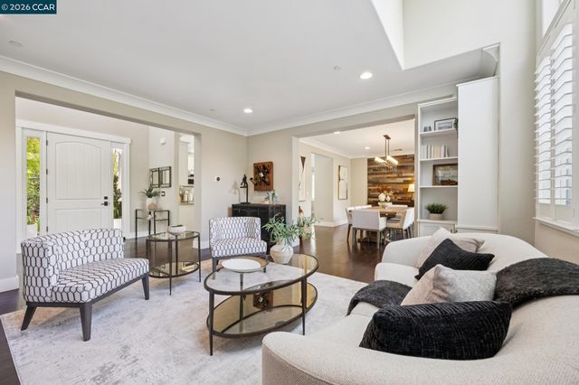 3742 Old Blackhawk Rd, Danville, CA 94506