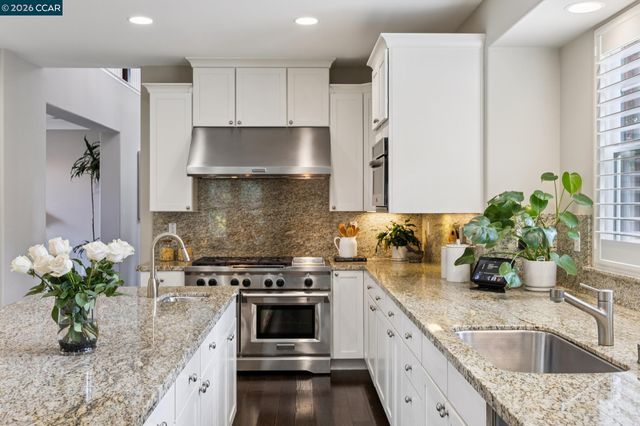 3742 Old Blackhawk Rd, Danville, CA 94506