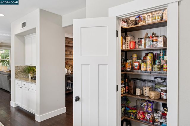 3742 Old Blackhawk Rd, Danville, CA 94506