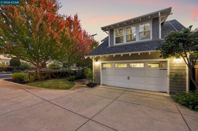 3742 Old Blackhawk Rd, Danville, CA 94506