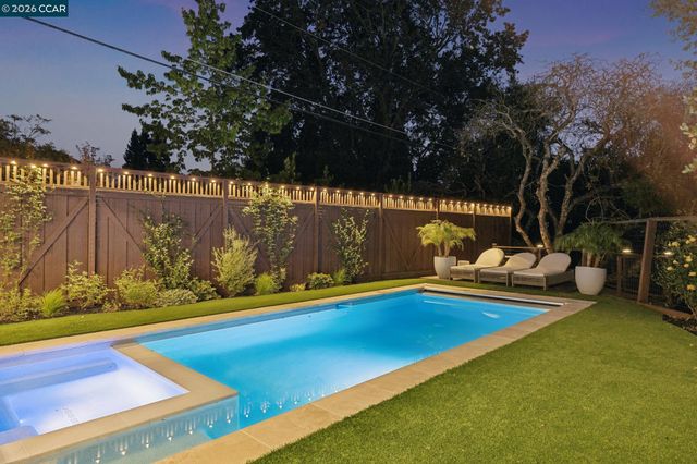 3742 Old Blackhawk Rd, Danville, CA 94506
